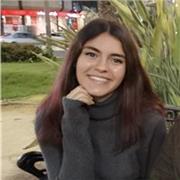 Graduada bachiller de ciencias de la salud y estudiante de técnico en dietética